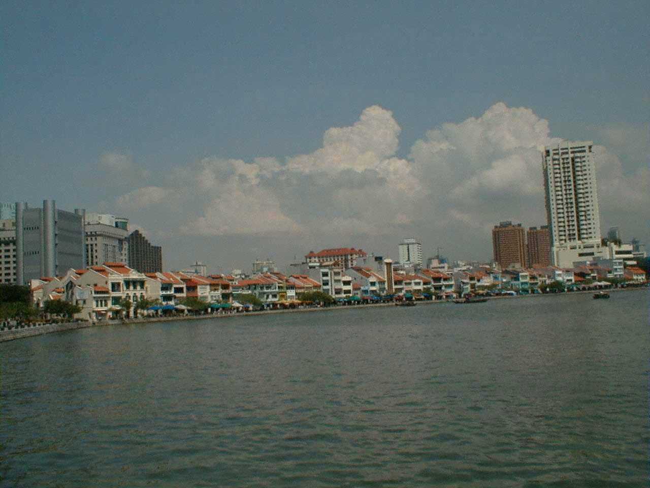 sight014.jpg (77679 bytes)